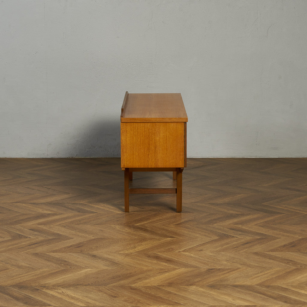 ヴィンテージ サイドボード