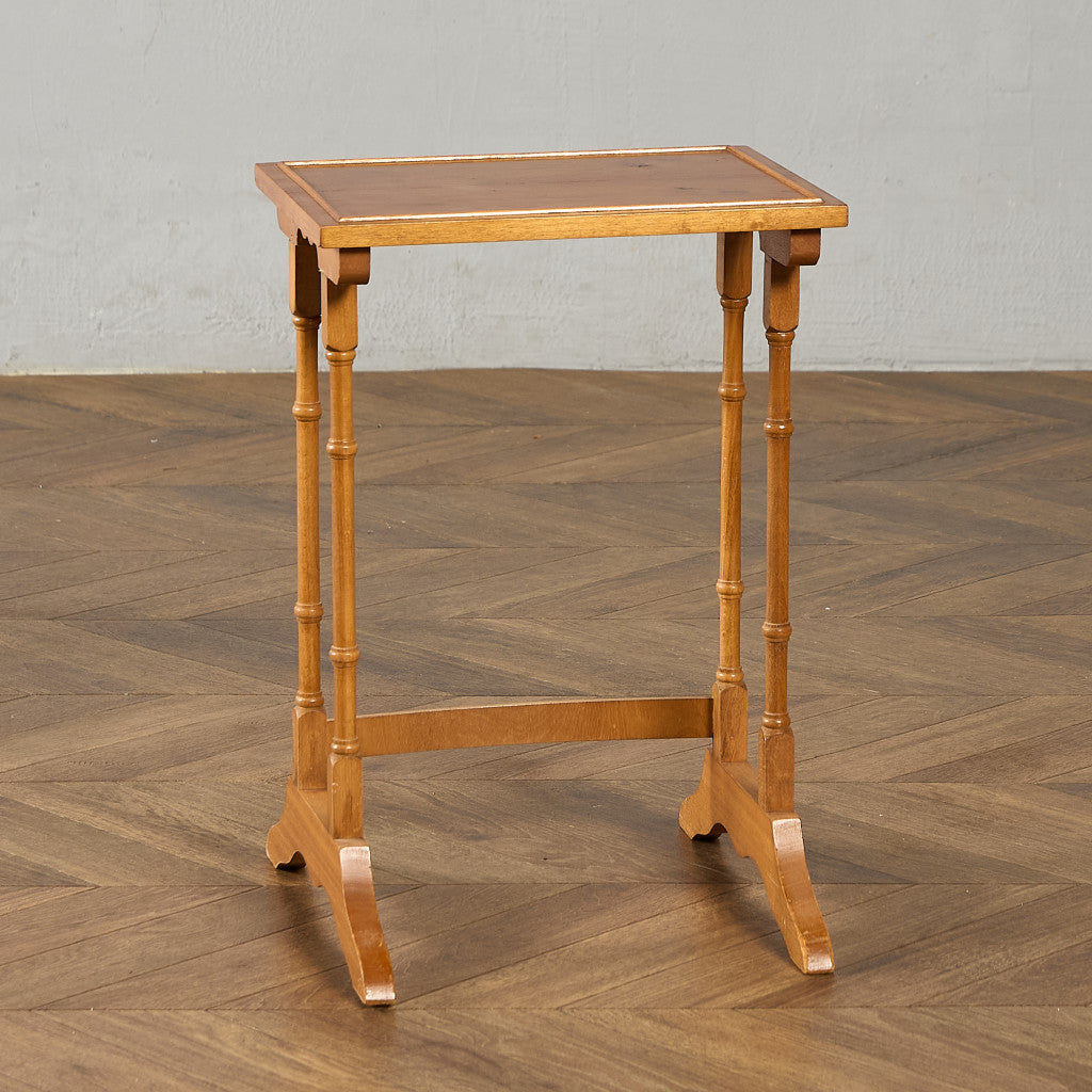 英国 クラシック イチイ ネストテーブル #95461