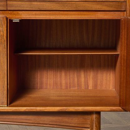 ヴィンテージ サイドボード カップボード