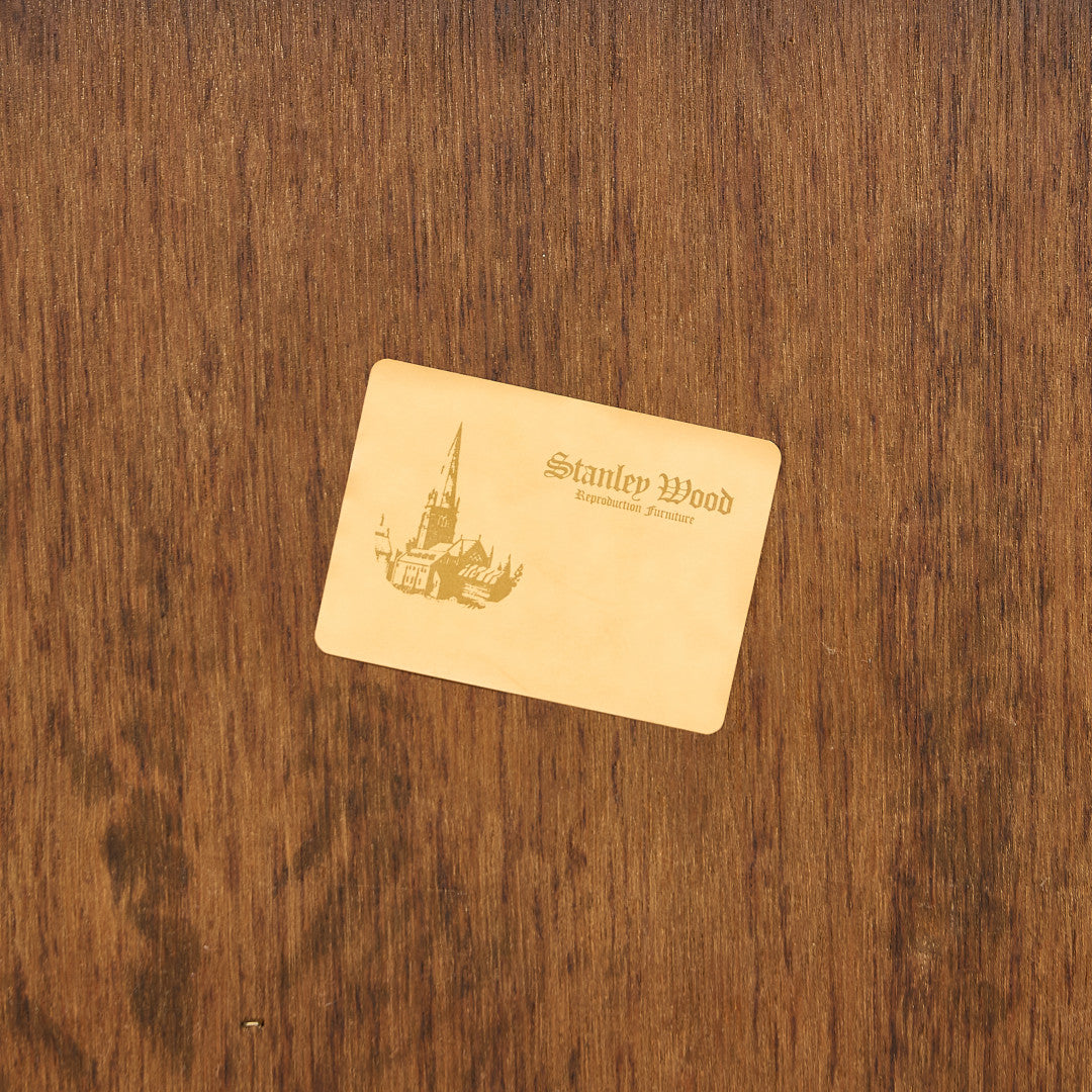 Stanley Wood of Olney ライティング ビューロー