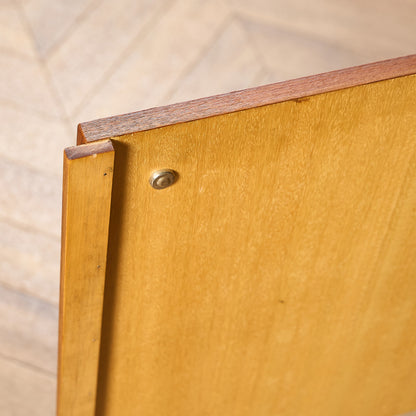 英国 ヴィンテージ キャビネット