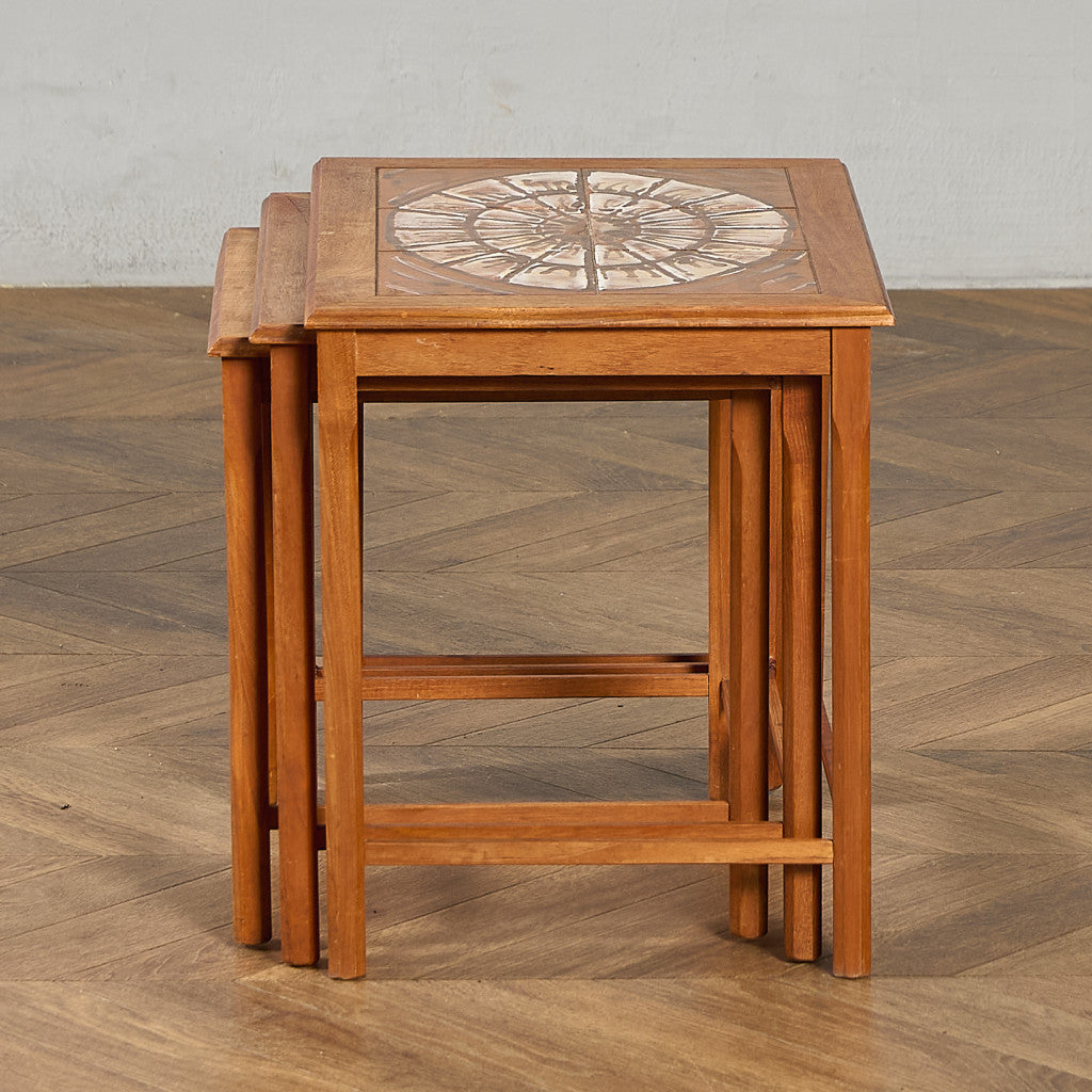 デンマーク TOFTEN タイルトップ ネストテーブル