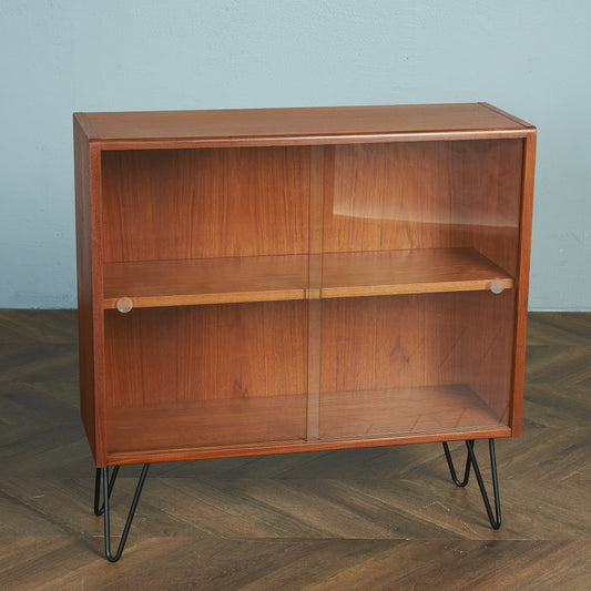 ジープラン G-PLAN ヴィンテージ ガラスブックケース / カスタム アイアンヘアピンレッグ #80372