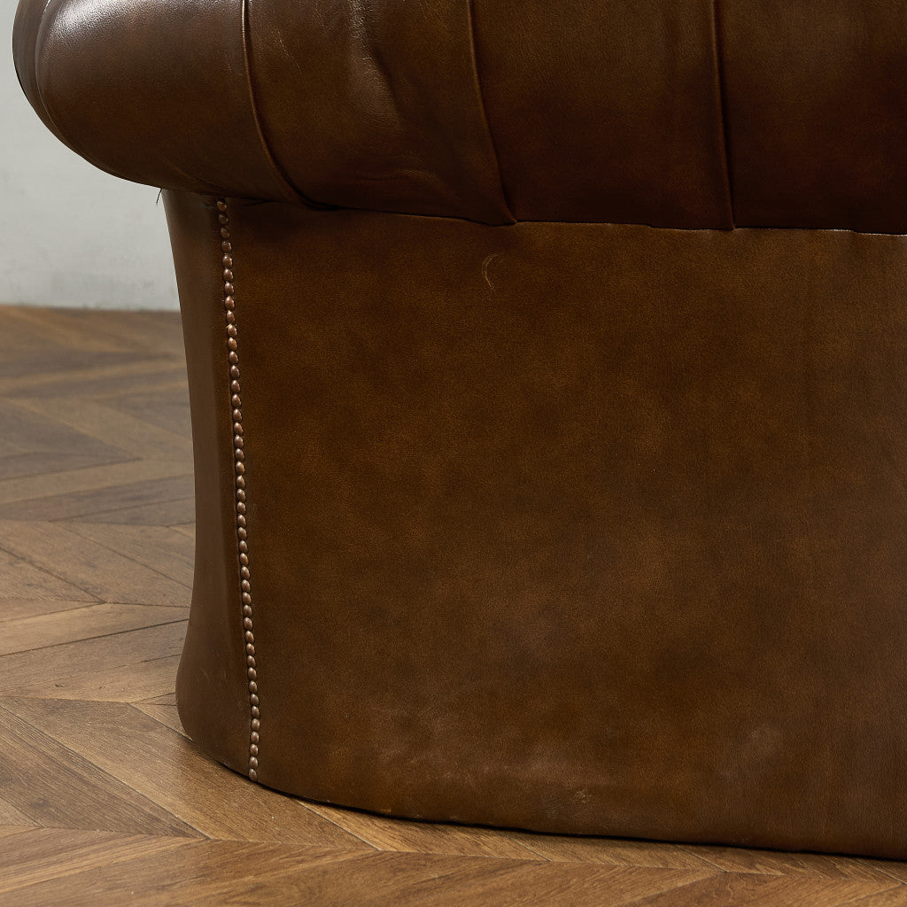 英国 クラシック チェスターフィールド ソファ