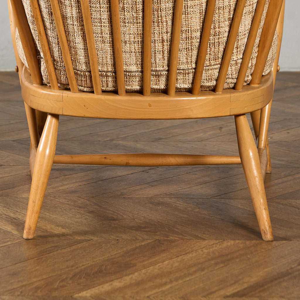 ヴィンテージ ウィングバック ラウンジチェア