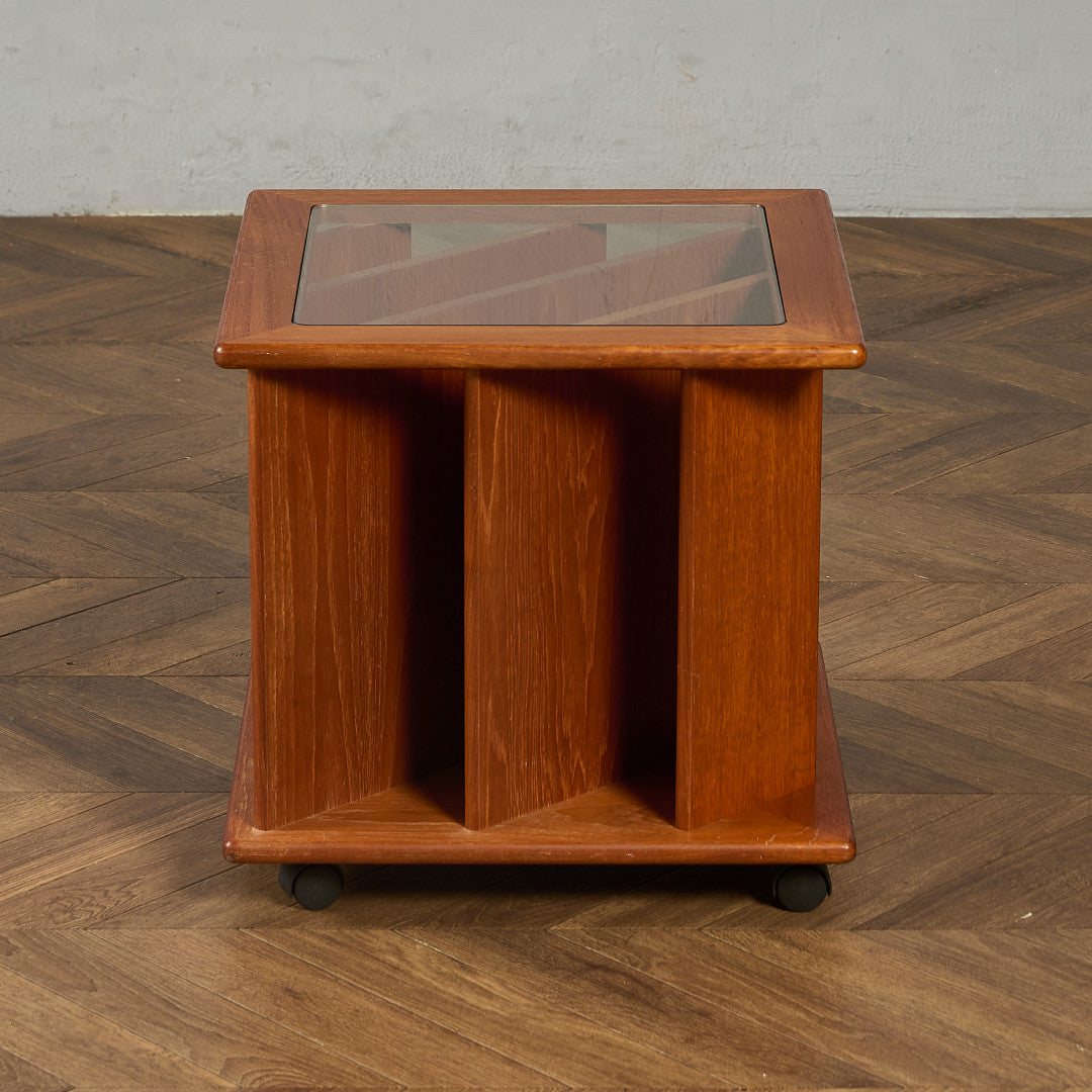 デンマーク ヴィンテージ マガジンラック付き コーヒーテーブル