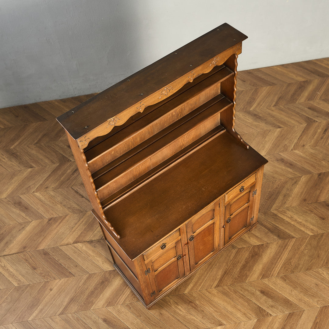 英国 クラシック ウェルシュドレッサー 食器棚