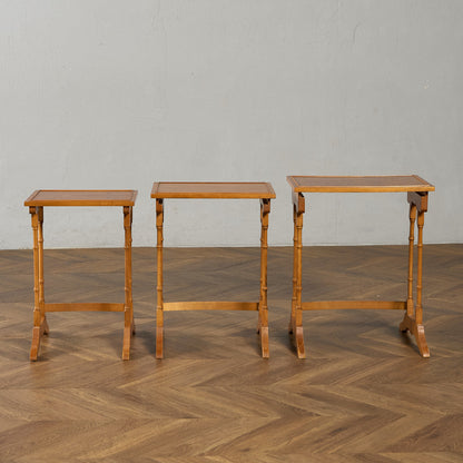 英国 クラシック イチイ ネストテーブル #95461