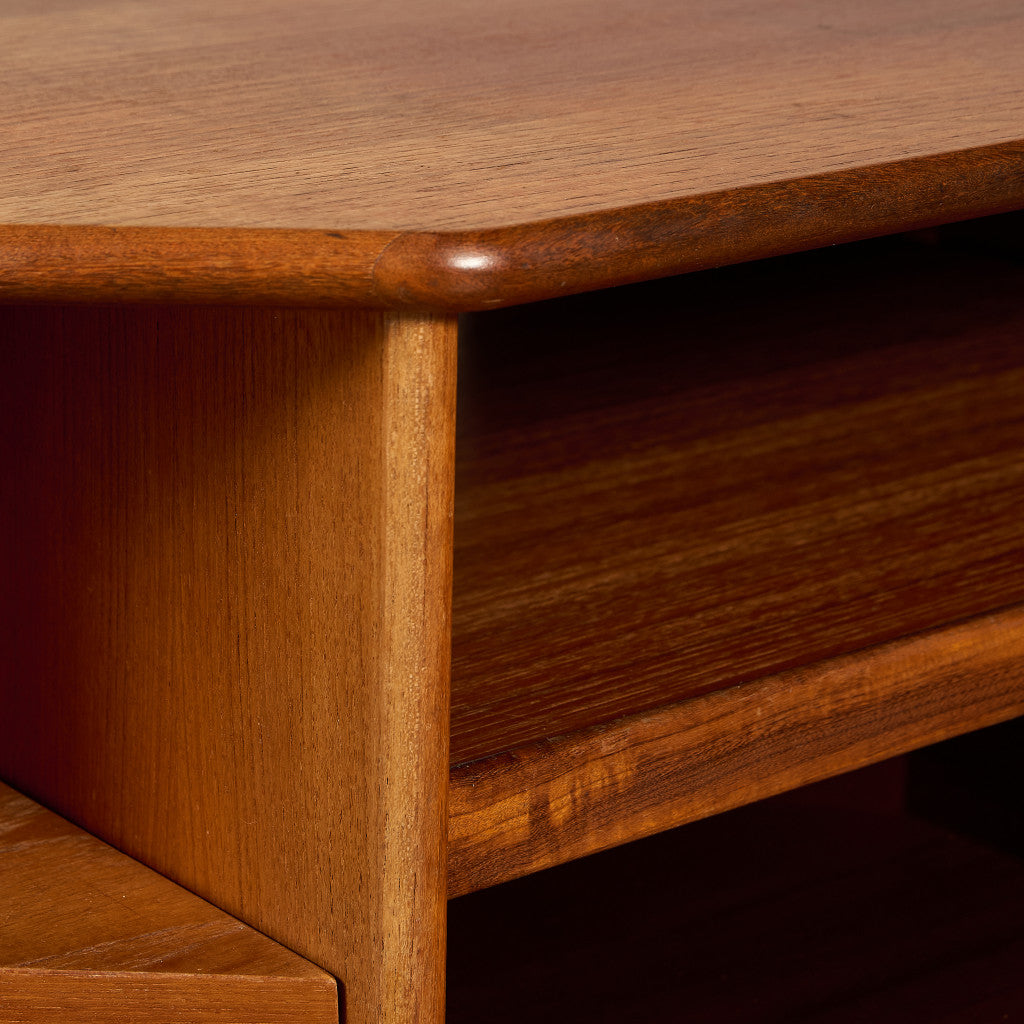 ヴィンテージ コーナー キャビネット  AVボード