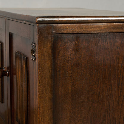 英国 クラシック キャビネット