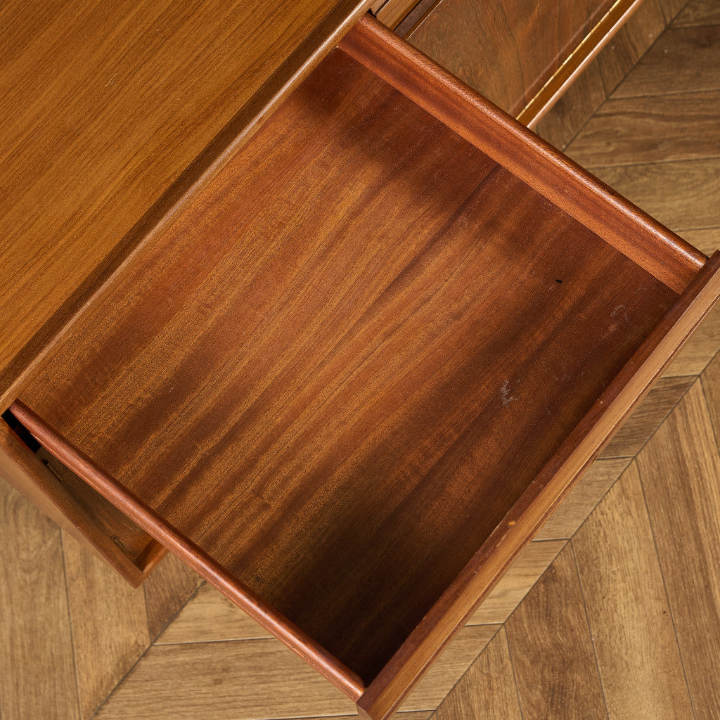 ヴィンテージ サイドボード カップボード