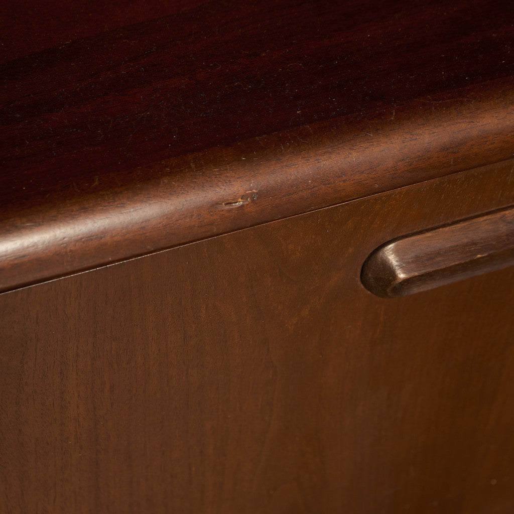 英国 ヴィンテージ カップボード