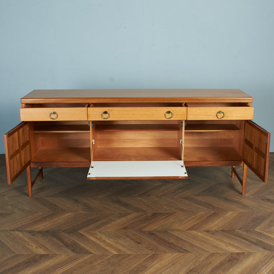 十字扉 ヴィンテージ サイドボード