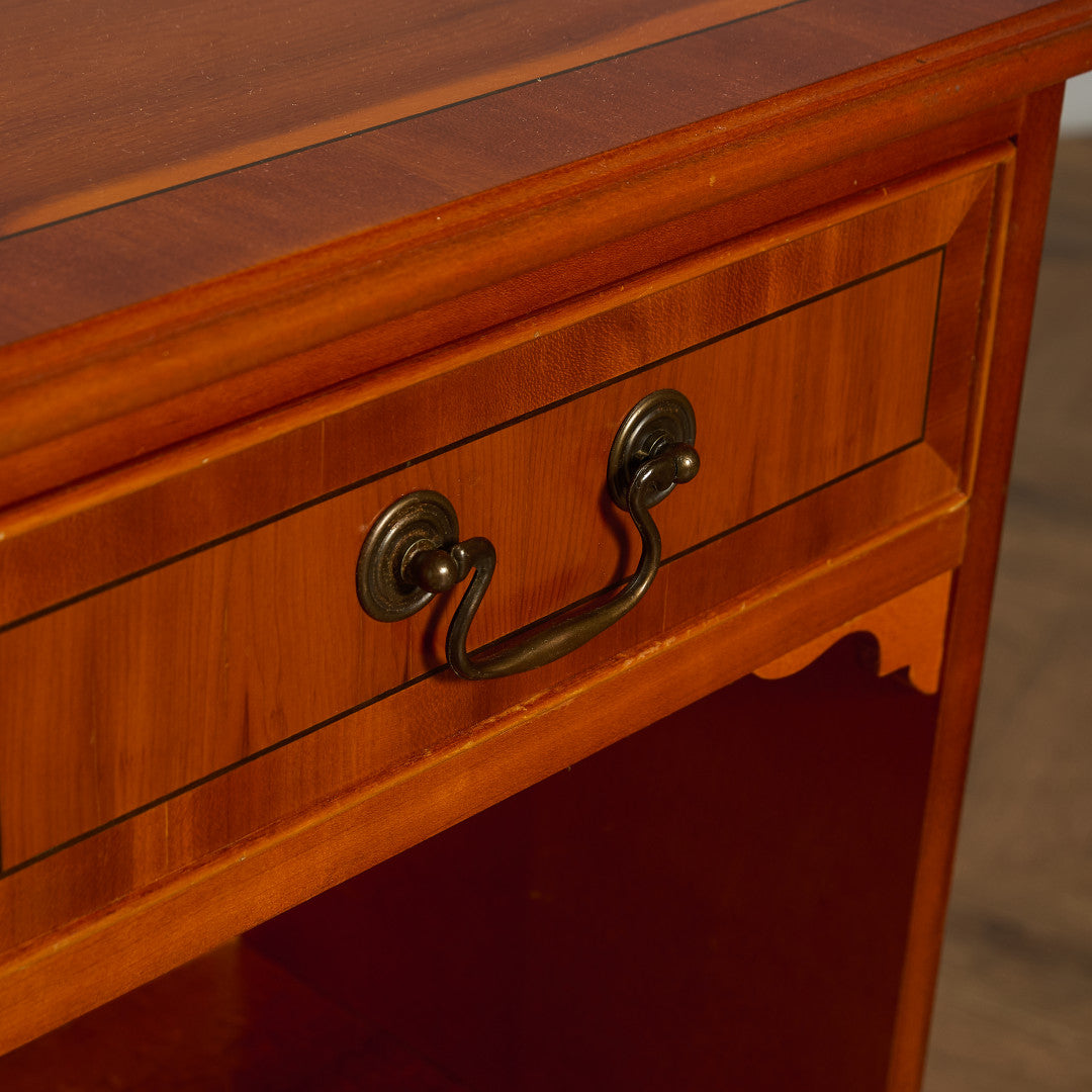 英国 クラシック ブックシェルフ