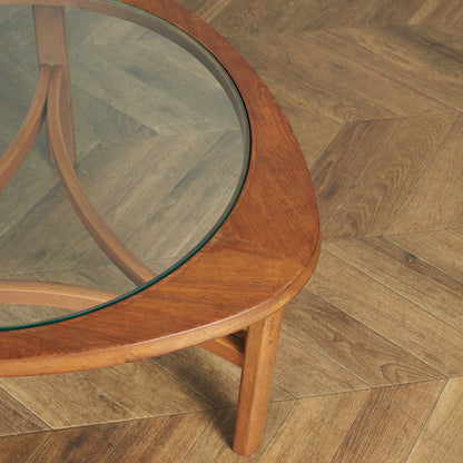 ヴィンテージ トライアングル ガラストップテーブル