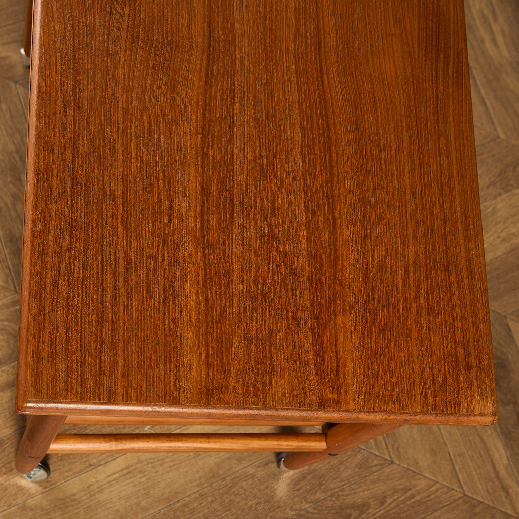 英国 ヴィンテージ ターンリーフ ティートロリー