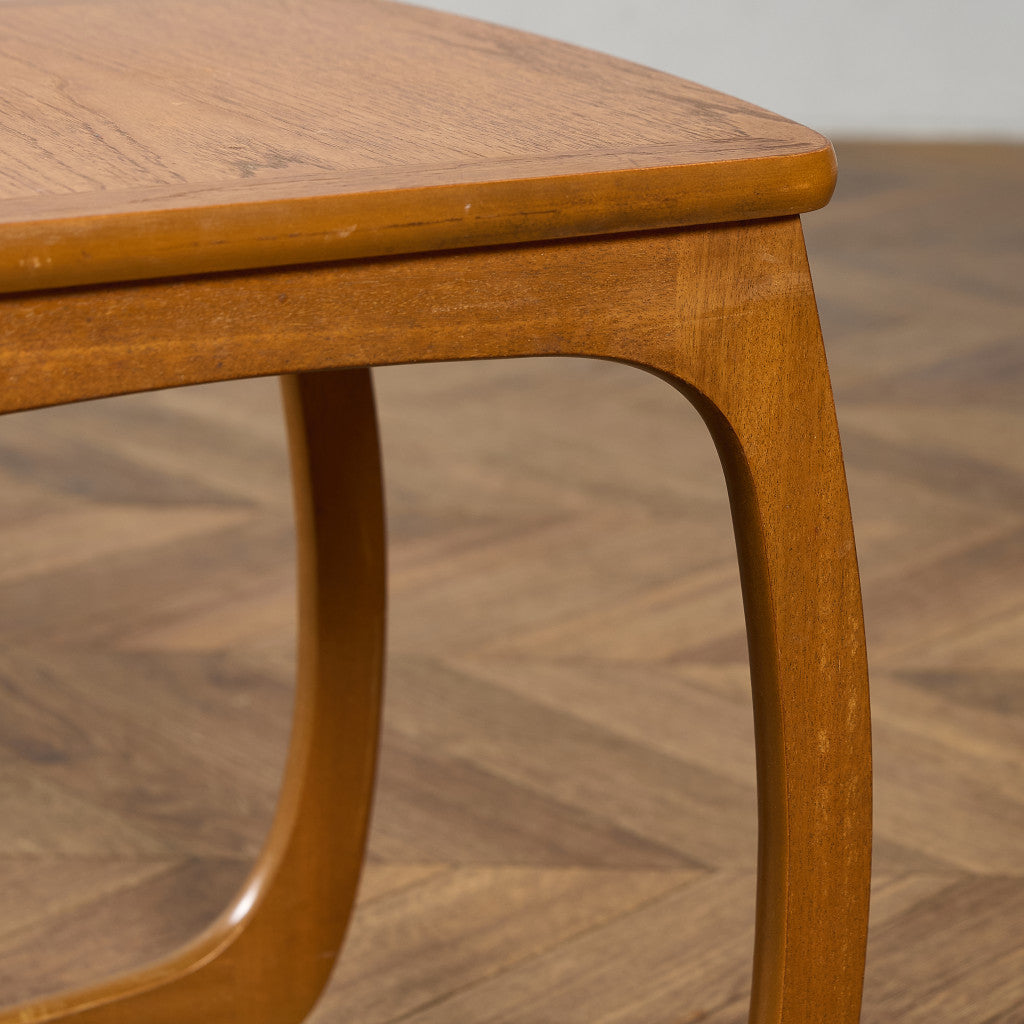 Burlington ネストテーブル