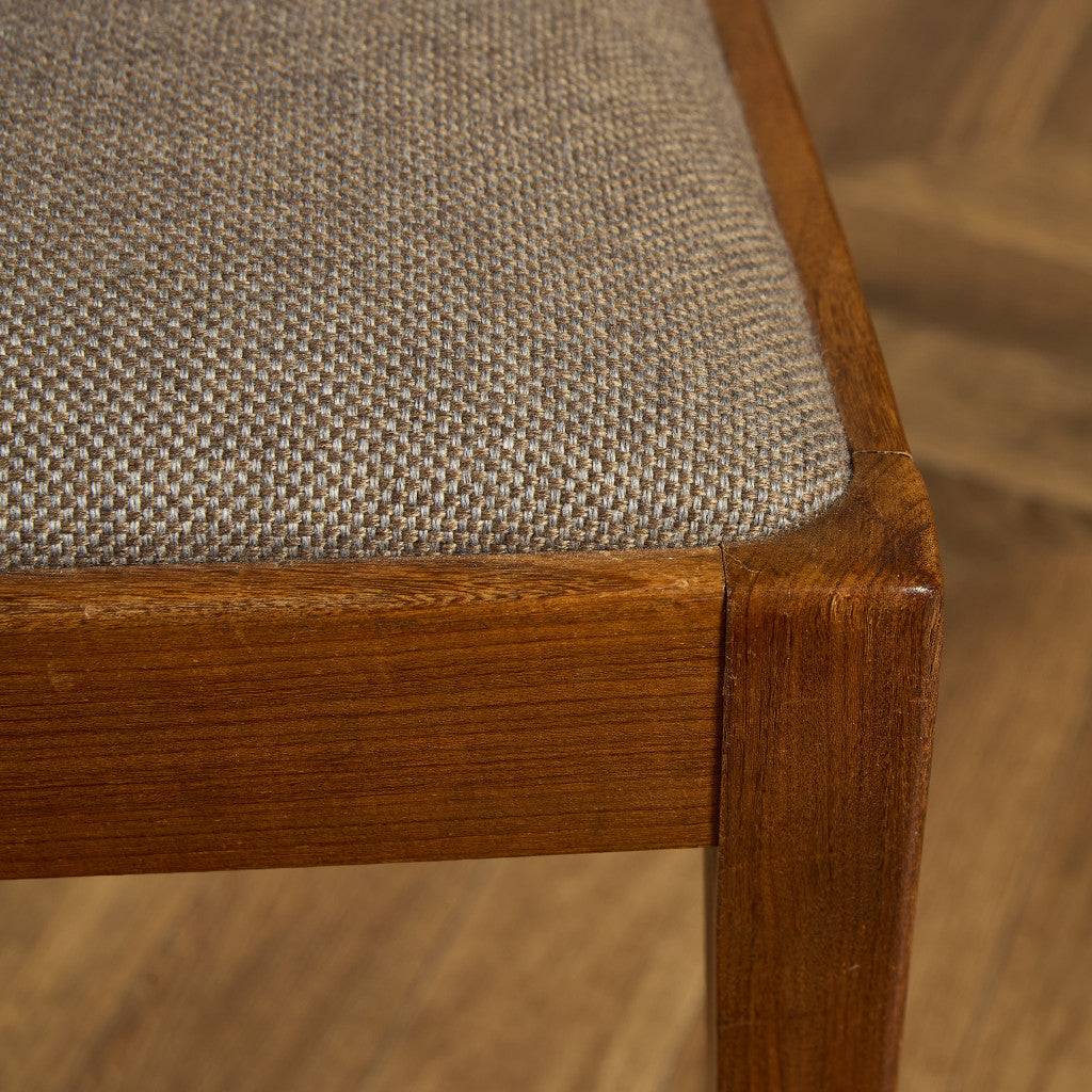 ヴィンテージ ダイニングチェア 背座面張替え済み