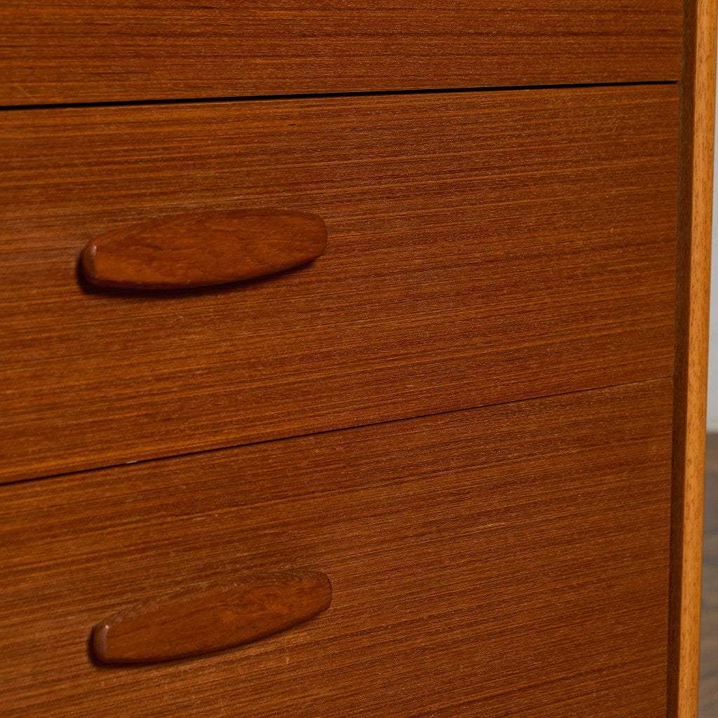 ヴィンテージ 6段チェスト