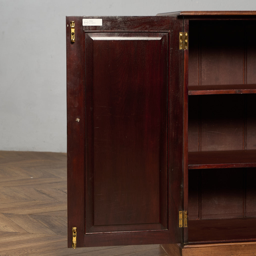 英国 クラシック キャビネット