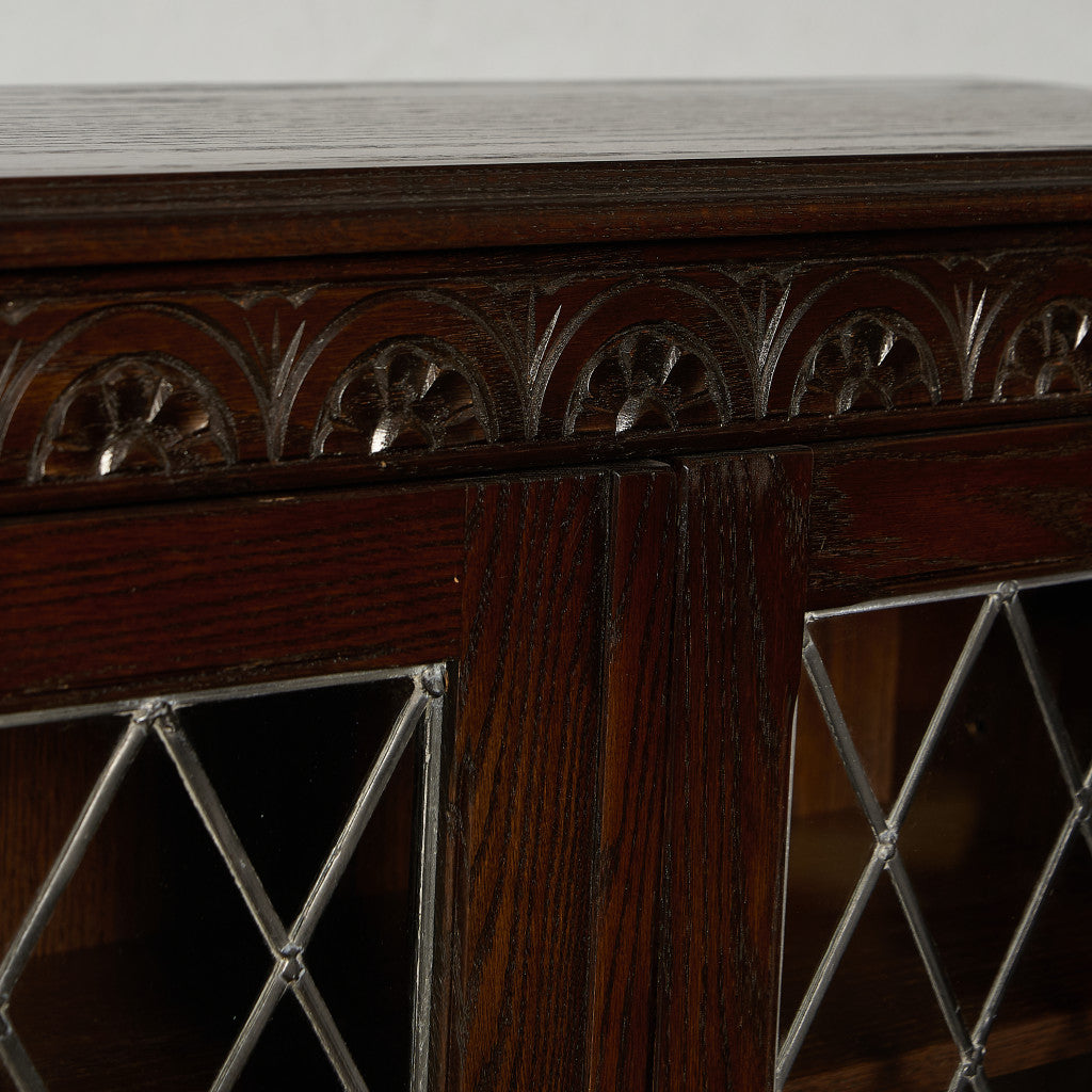 ガラス キャビネット