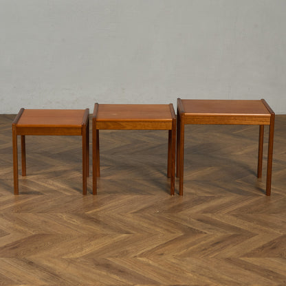 デンマーク ヴィンテージ ネストテーブル