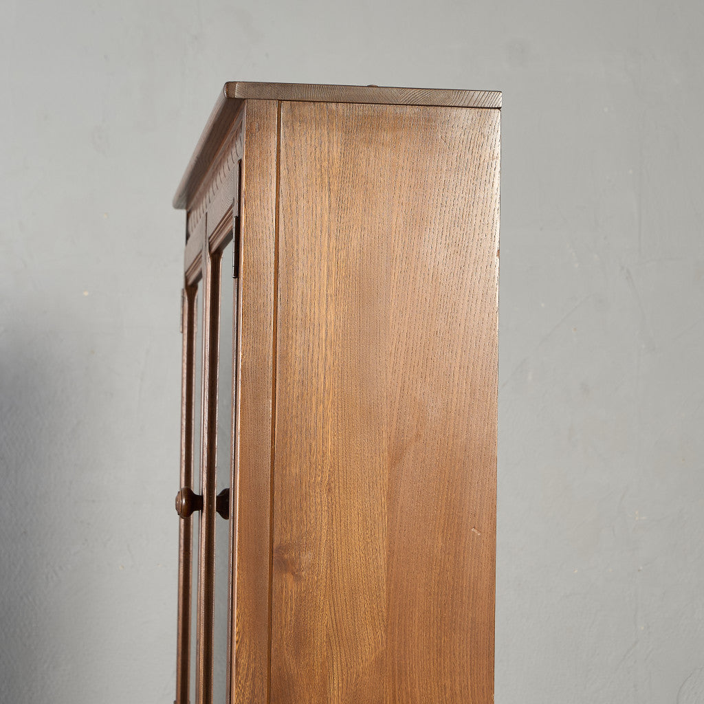 Old Colonial ヴィンテージ ブックケース カップボード ラウンドゴールドラベル