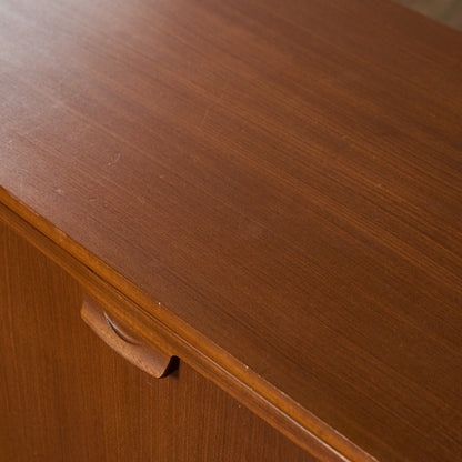 イギリス ヴィンテージ サイドボード カップボード