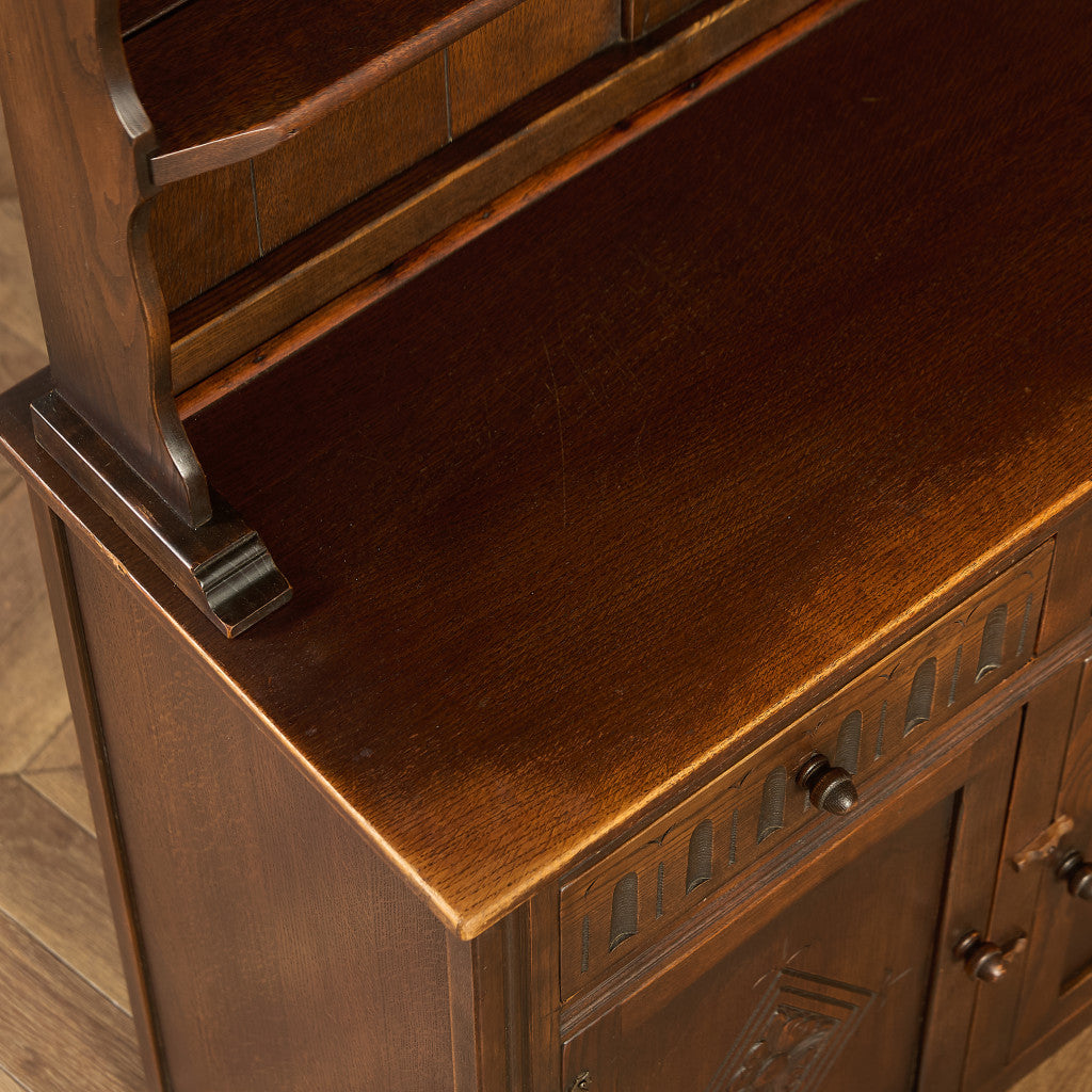 ウェルシュドレッサー 食器棚