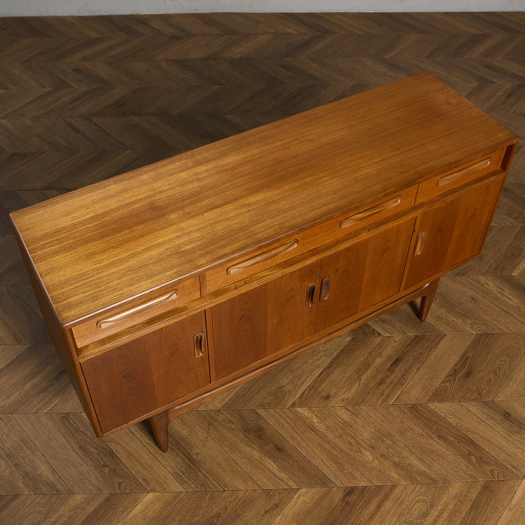 Fresco ヴィンテージ 脚付き サイドボード (4072)