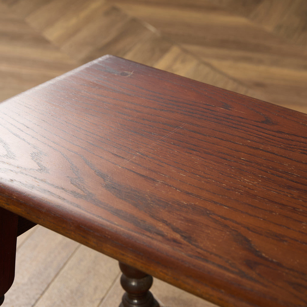 ネストテーブル