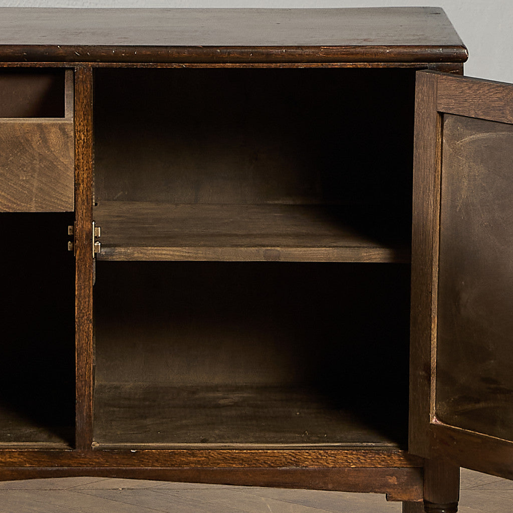 英国 クラシック キャビネット