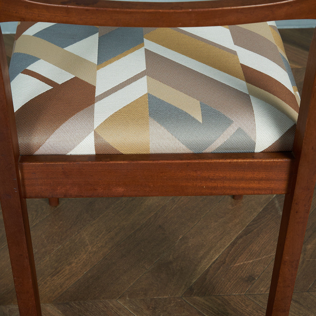 ヴィンテージ ダイニングチェア / 座面張替え済み (LUUM)