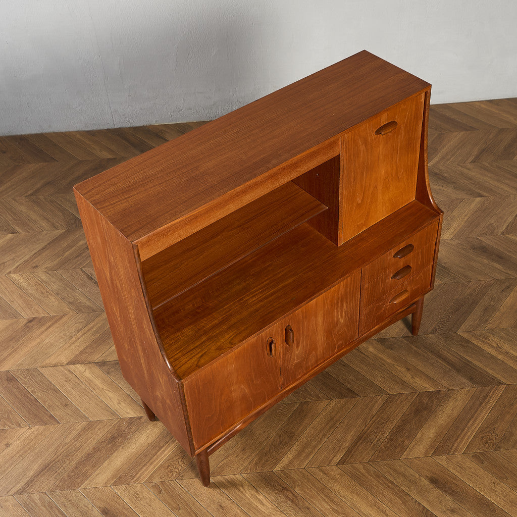 Brasilia ハイ サイドボード