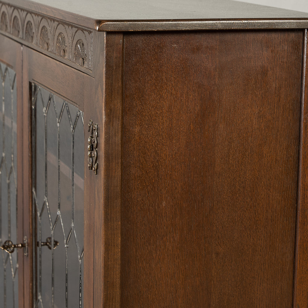 ガラス キャビネット