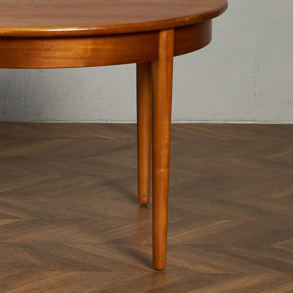 ヴィンテージ エクステンション ラウンドダイニングテーブル