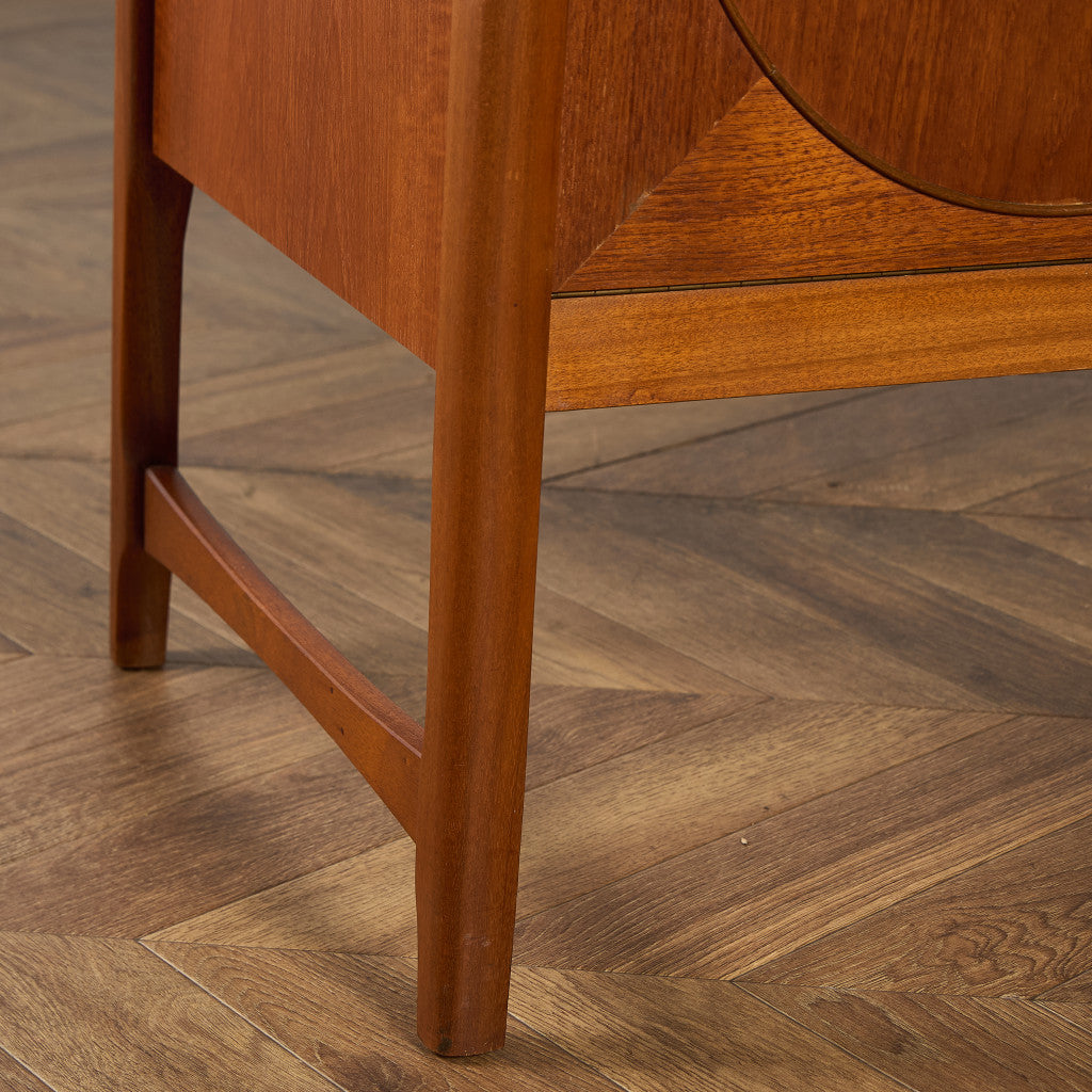 ヴィンテージ サークルサイドボード