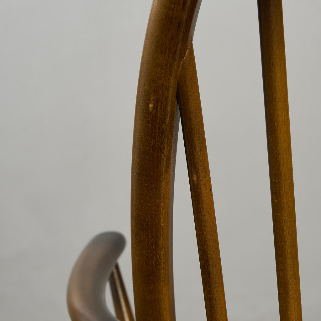 ヴィンテージ クエーカー アームチェア ラウンドゴールドラベル