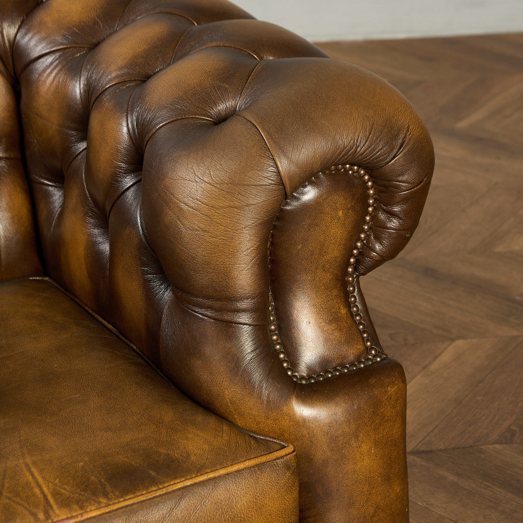 英国 クラシック チェスターフィールド ソファ