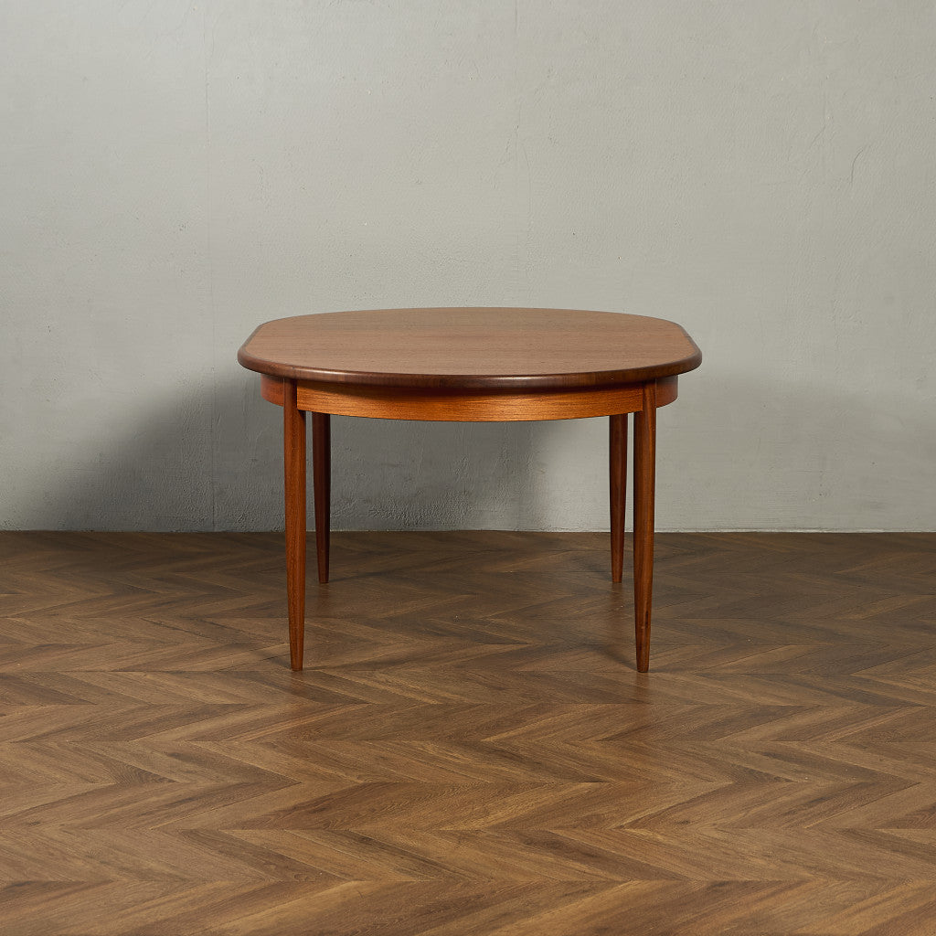 ヴィンテージ エクステンション オーバルダイニングテーブル