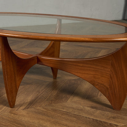 astro オーバルコーヒーテーブル