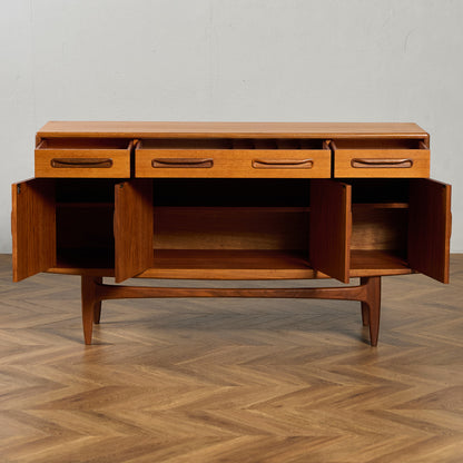 Fresco ヴィンテージ 脚付き サイドボード (4072)