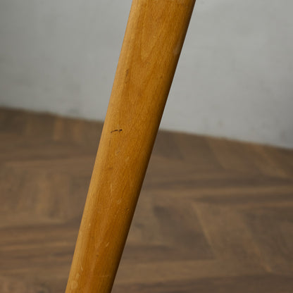 ブレックファストテーブル