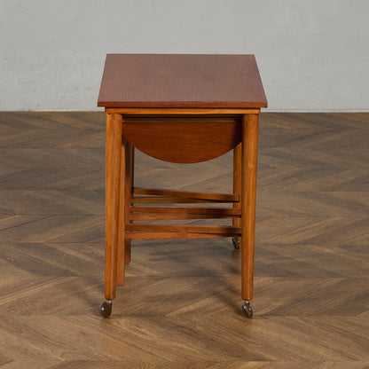 Novy Domov ヴィンテージ ネストテーブル