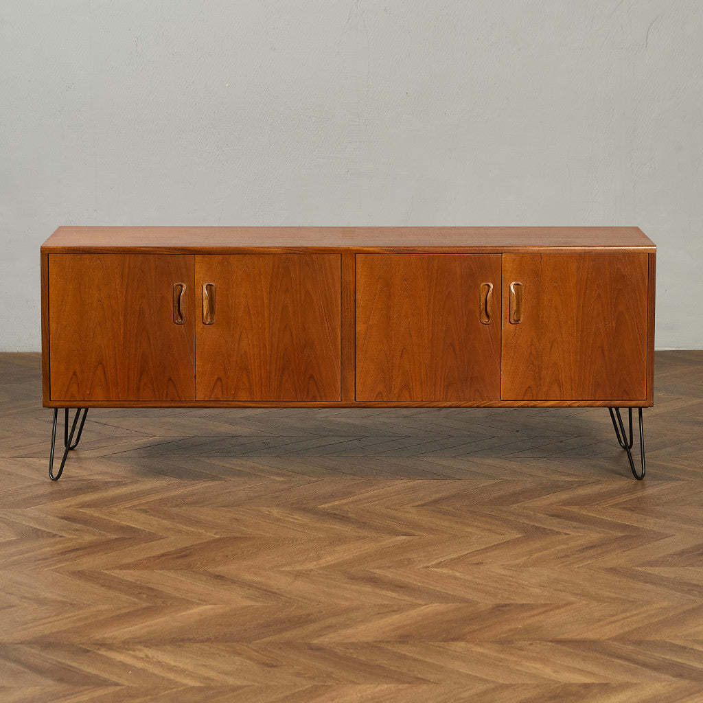 Fresco ヴィンテージ サイドボード カスタム アイアン ヘアピンレッグ