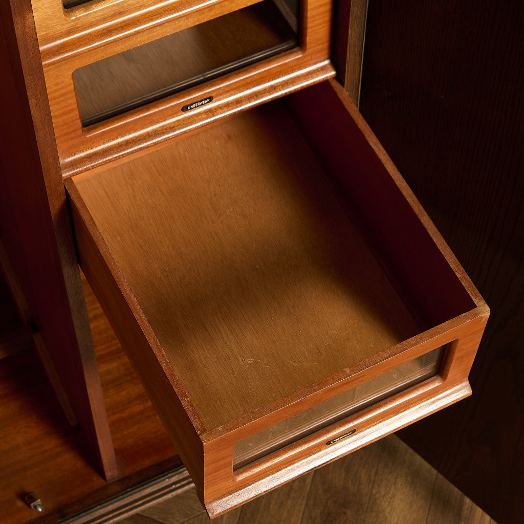 英国 クラシック ワードロープ