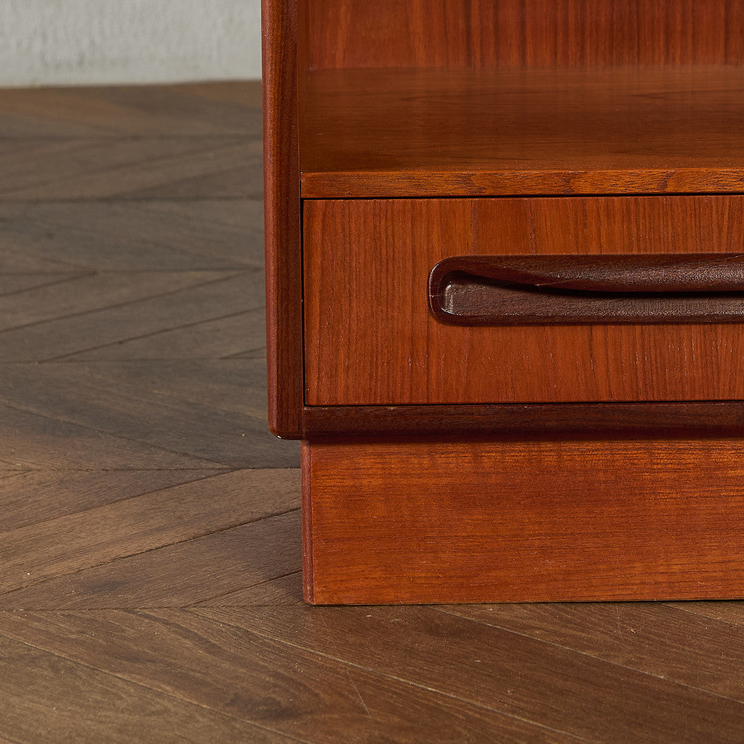 Fresco ナイトテーブル