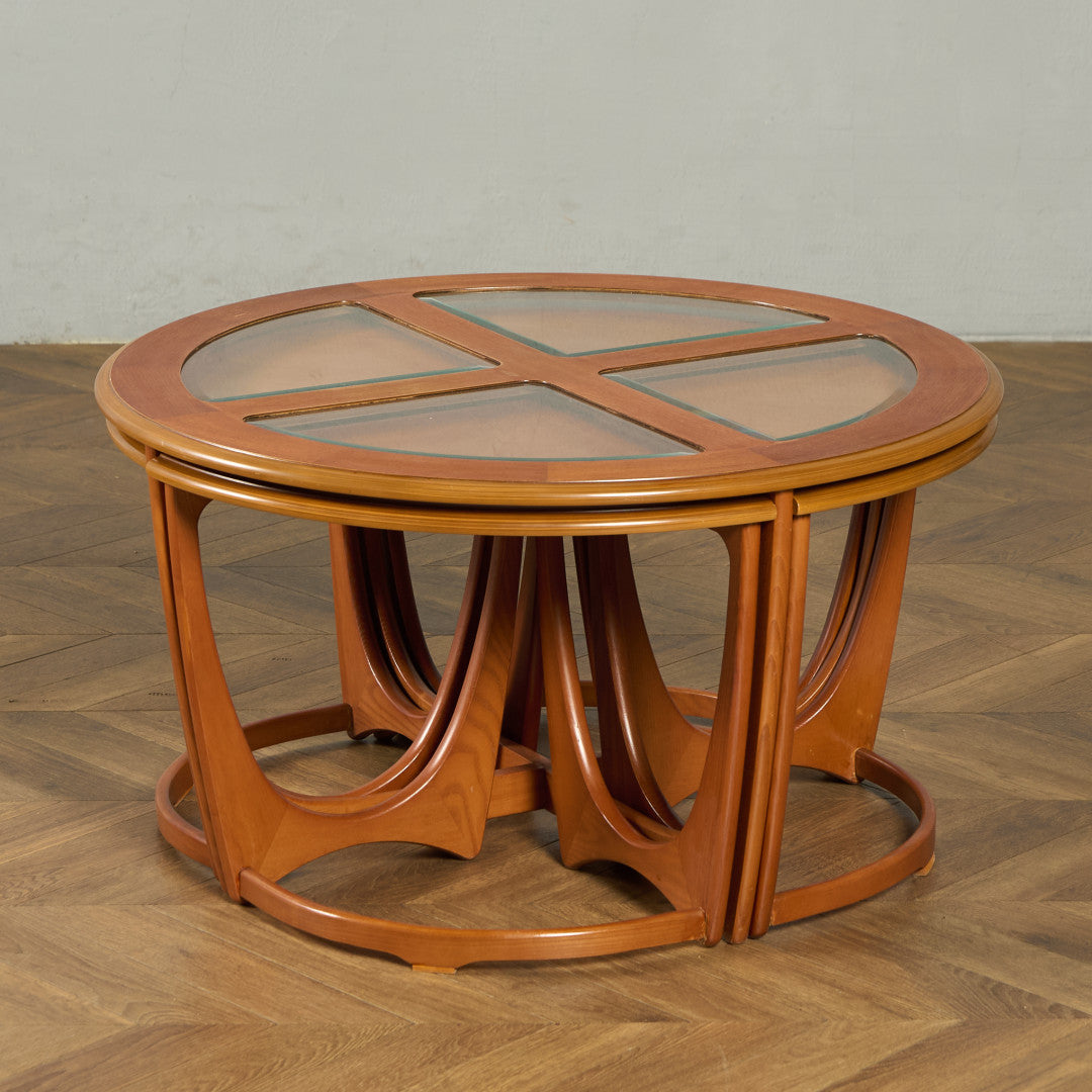 ヴィンテージ ガラストップ ネスト コーヒーテーブル