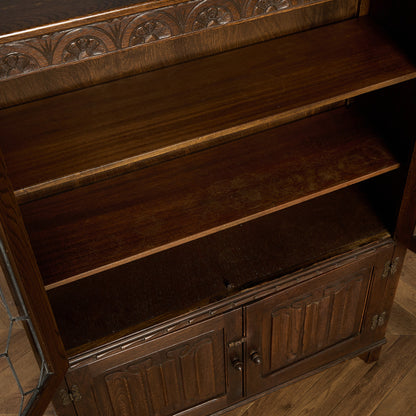 ガラス キャビネット