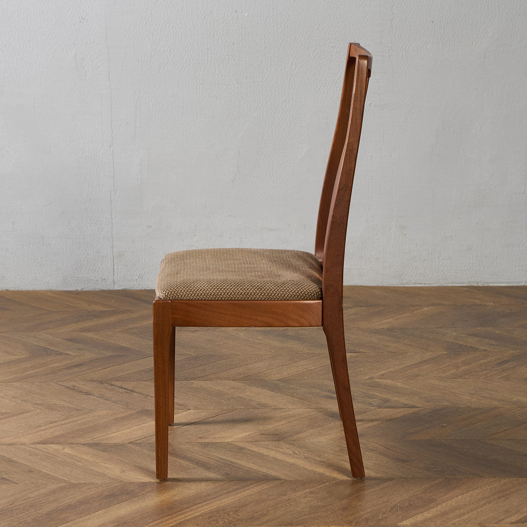 ネイサン Nathan ダイニングチェア #89683 – camori ヴィンテージ家具